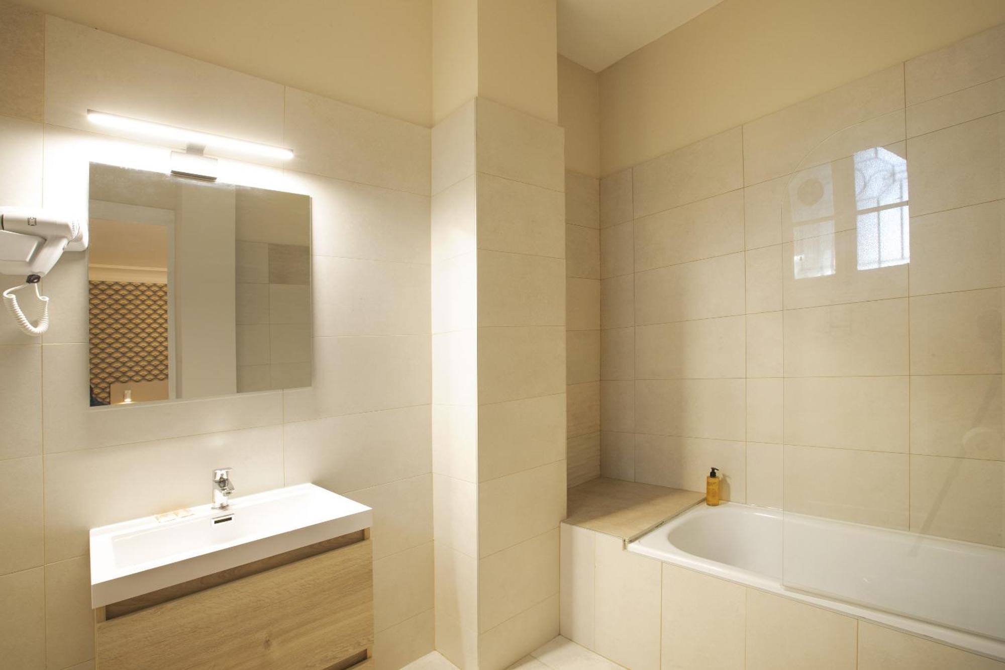 Gab House - Lyon Bron - Eurexpo City Living Stay Exterior photo